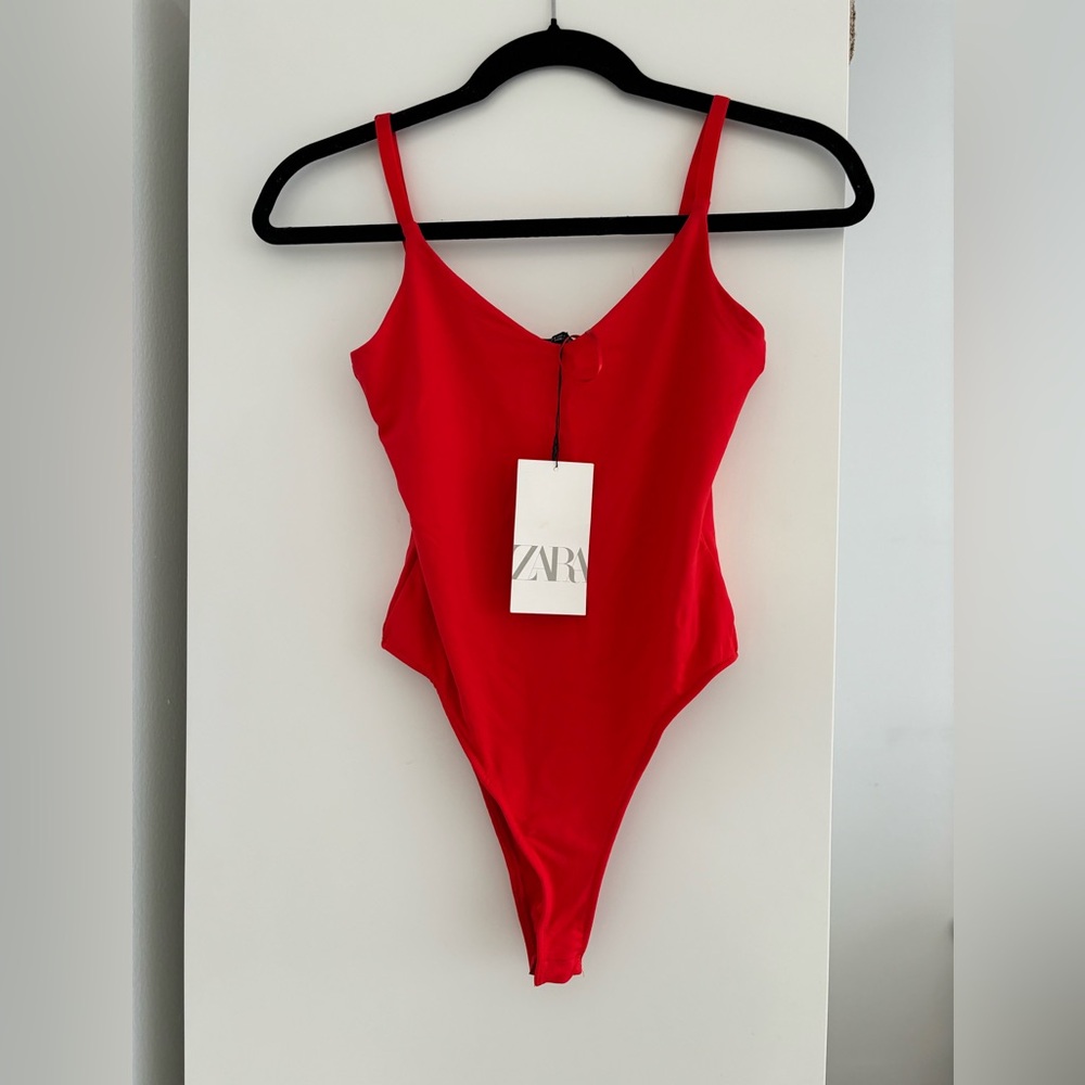 NWT! Zara red bodysuit - size small